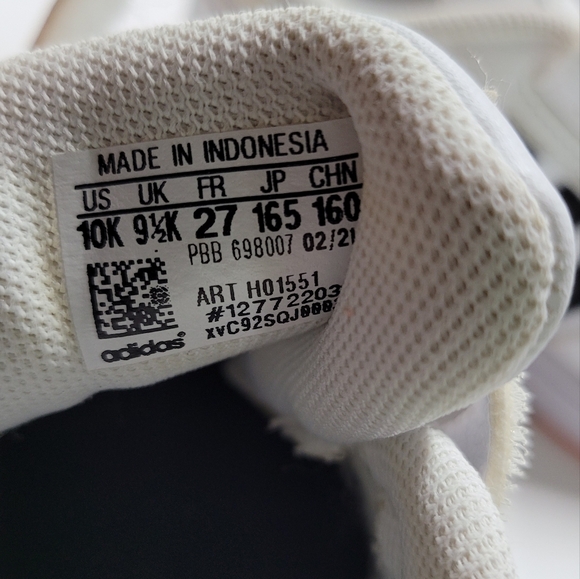 Adidas Unisex-Child Hoops Sneaker - Picture 11 of 12